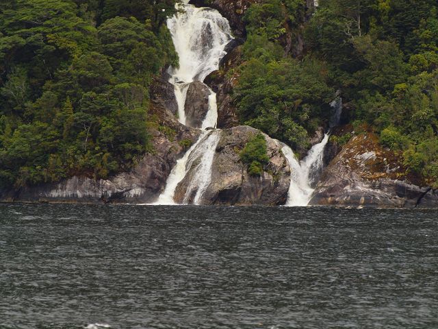 Doubtful Sound Waterfalls Doubtful Sound Wasserfälle New Zealand